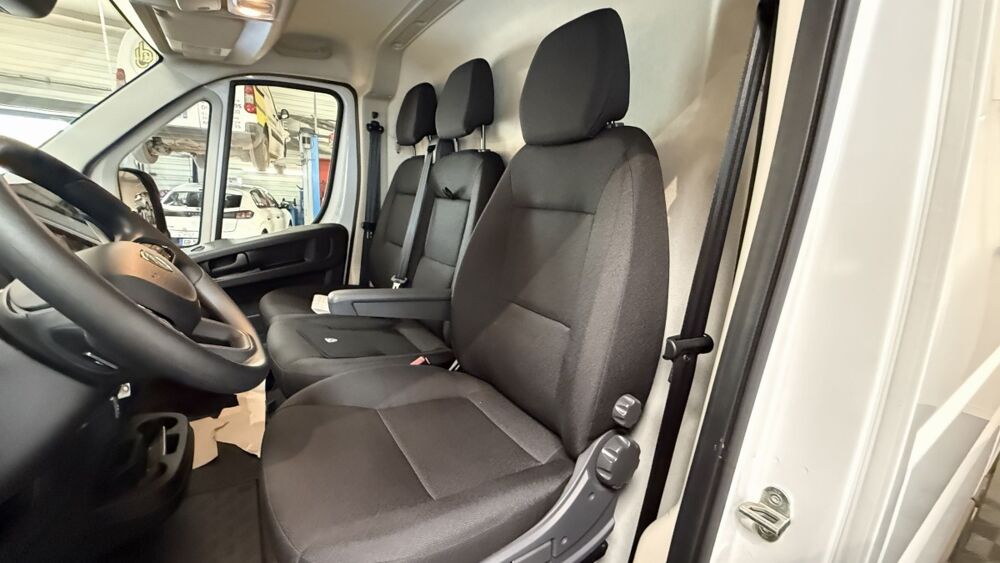 Jumpy 2.2 140 CH S&S 3.3T L2H2 2026 occasion 30220 Aigues-Mortes