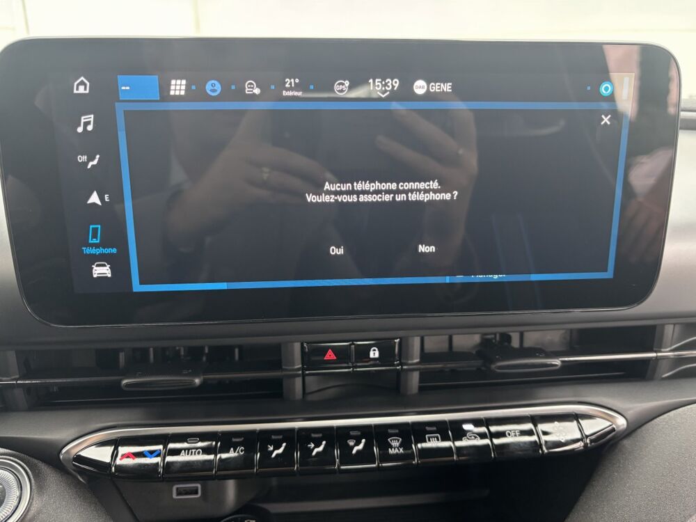 500 BEV 42KWH 2025 occasion 69330 Meyzieu