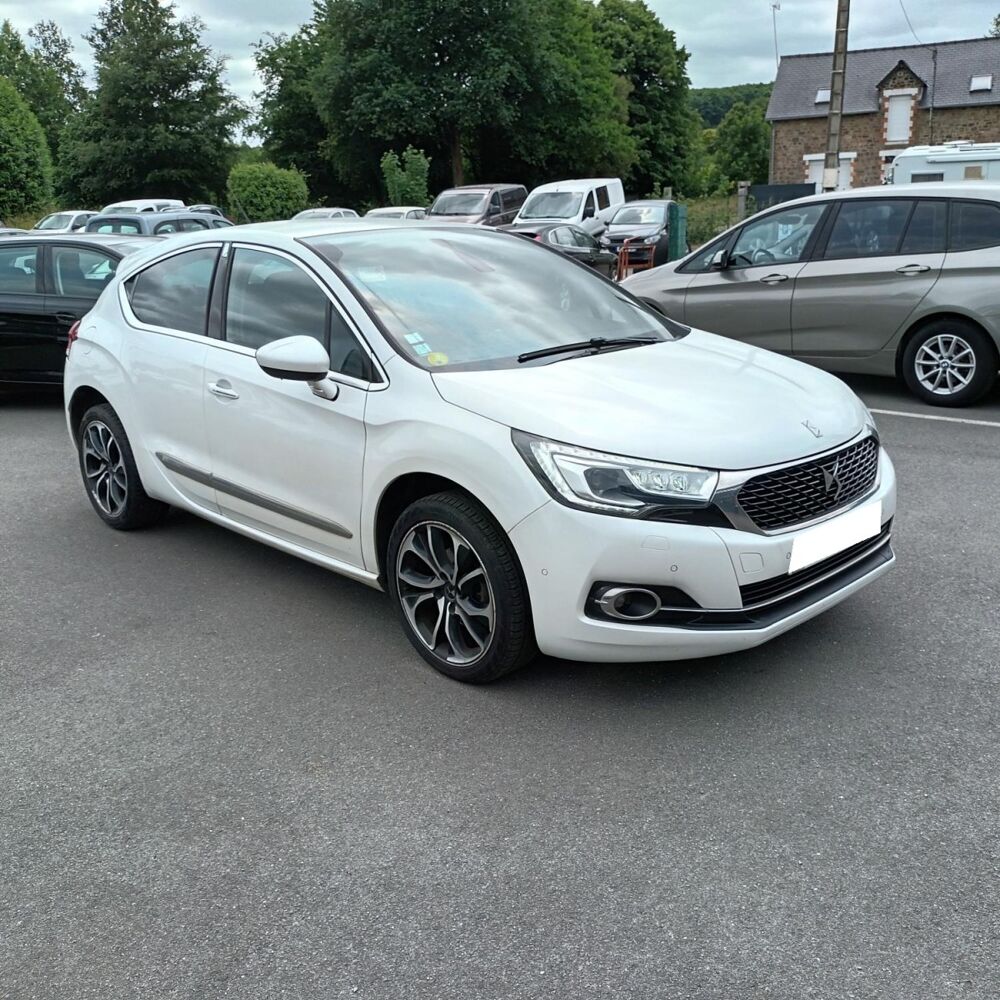 DS4 BlueHDi 120 BVM6 Chic 2016 occasion 35210 Ch&acirc;tillon-en-Vendelais