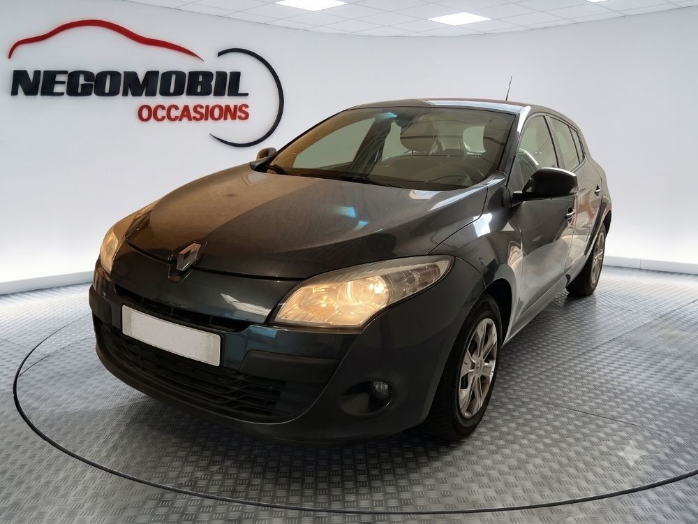 M&eacute;gane Expression 1.5 dCi 110 FAP Champion Eco2 2011 occasion 35210 Ch&acirc;tillon-en-Vendelais