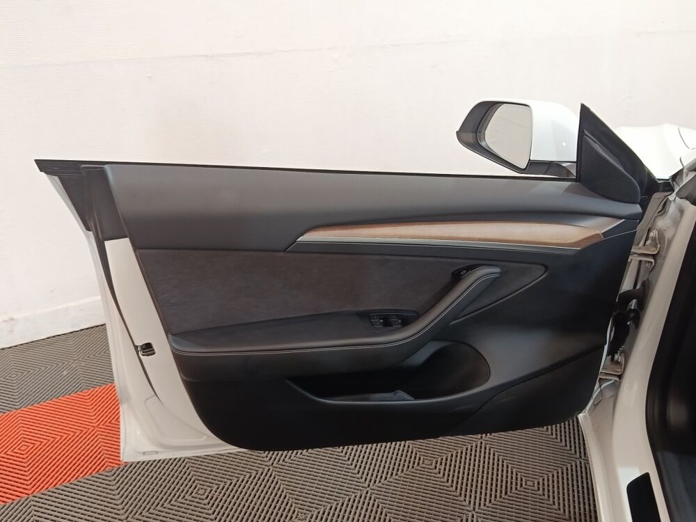 Model 3 Grande Autonomie 2022 occasion 91580 &Eacute;tr&eacute;chy