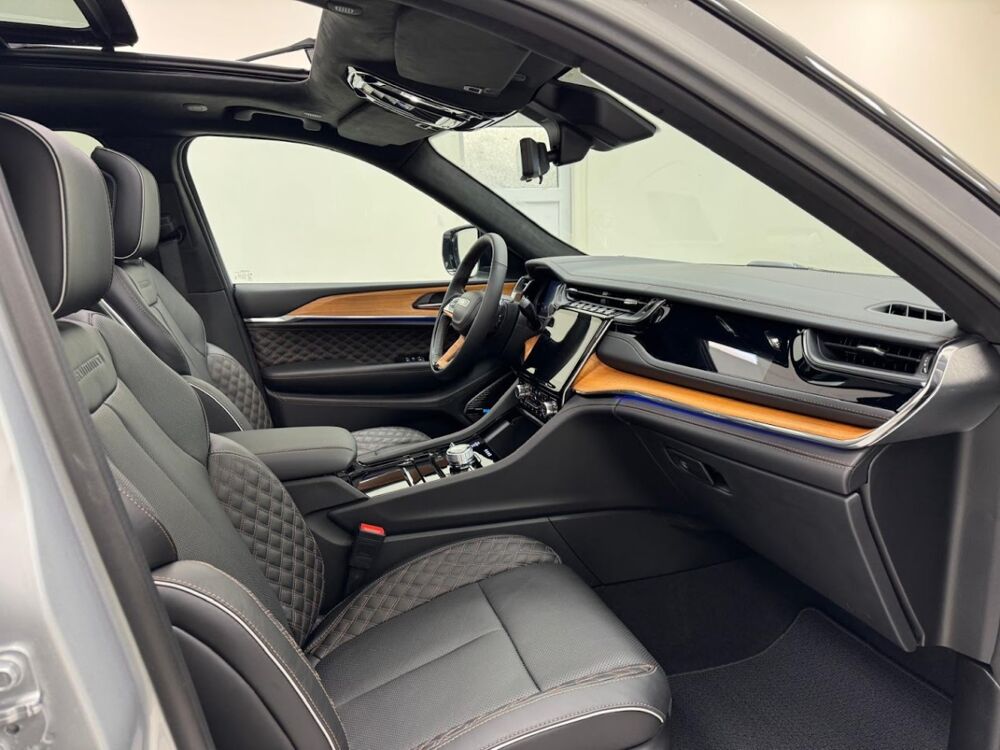 Grand Cherokee 2.0 Turbo 380ch 4xe Summit Reserve BVA8 2024 occasion 76360 Barentin