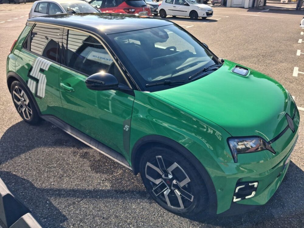 R5 techno 150 ch autonomie confort 2024 occasion 38300 Saint-Savin