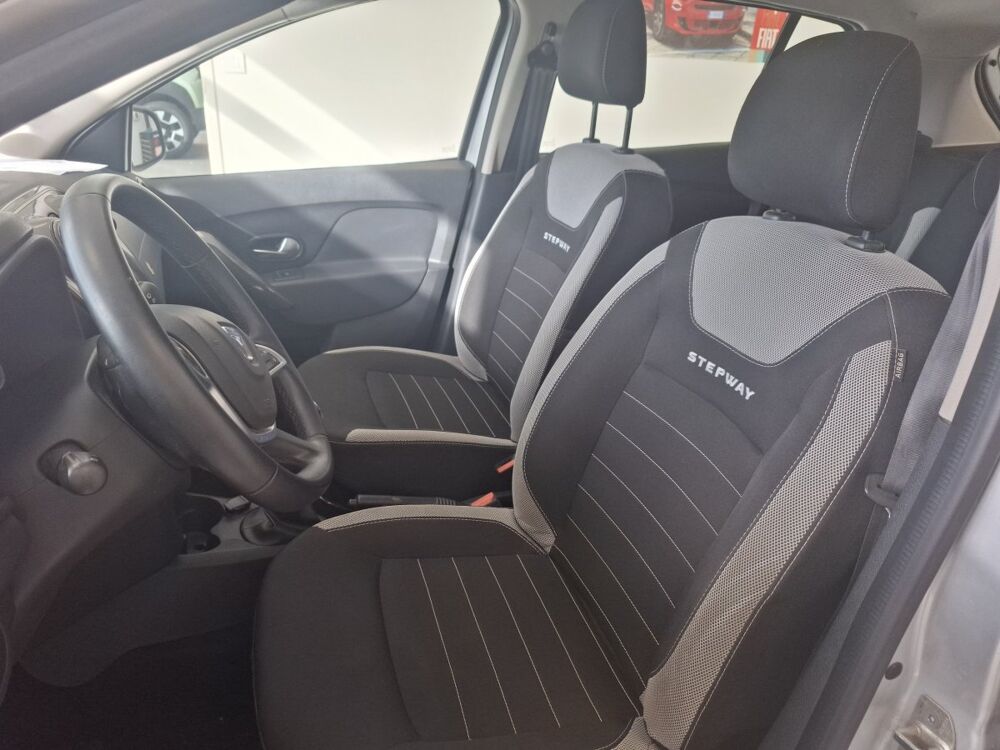 Sandero Stepway TCe 90 2017 occasion 76360 Barentin