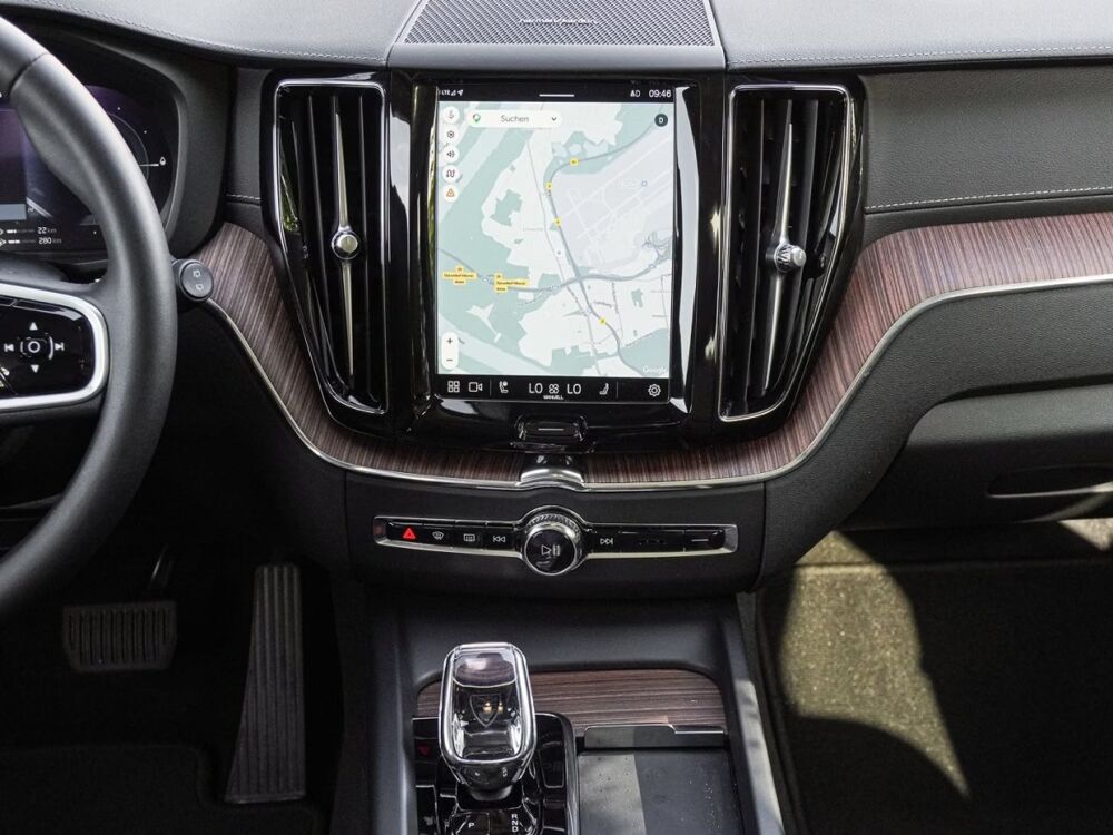 XC60 Recharge T8 AWD Ultimate Dark 455 S. Ventil&eacute;s Toit ouvrant A 2023 occasion 69007 Lyon