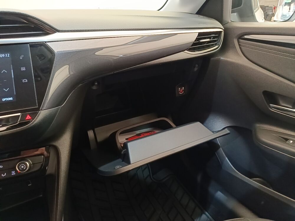 Corsa 1.2 Turbo 100ch auto Elegance Business 2022 occasion 91580 &Eacute;tr&eacute;chy