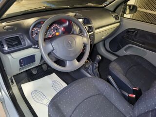 Clio Expression 1.5 dCi 65 2003 occasion 93600 Aulnay-sous-Bois