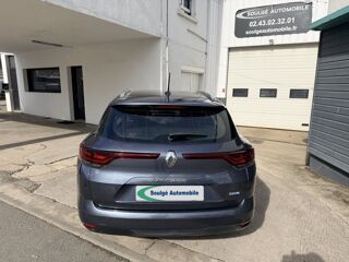 M&eacute;gane Business E-Tech hybride rech 160 -21N 2022 occasion 53210 Soulg&eacute;-sur-Ouette