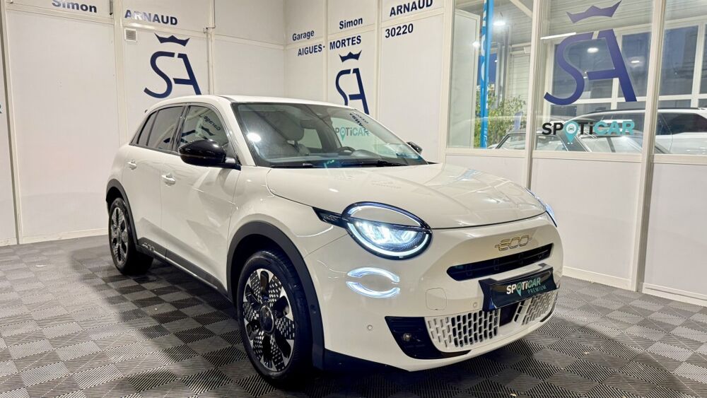 Fiat 600 T-Gen 3 1.2 Hybrid 110 DCT6 La Prima 2025 occasion 30220 Aigues-Mortes