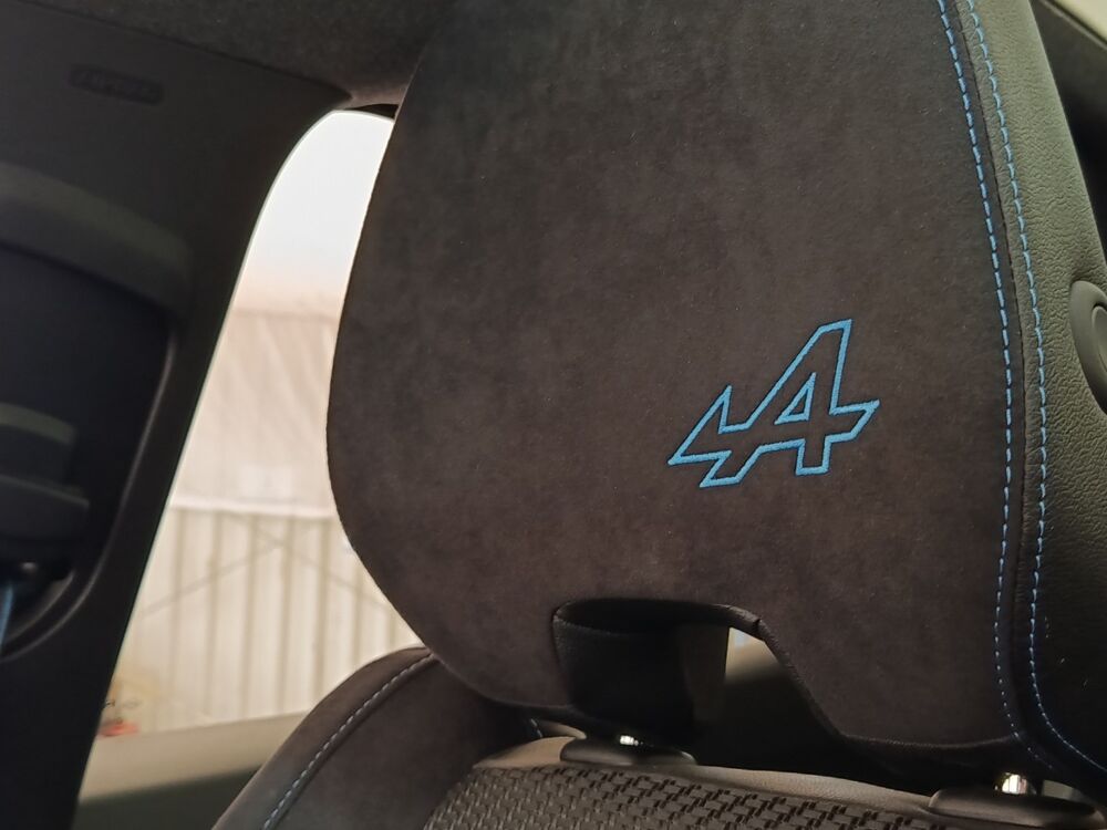 Austral iconic esprit Alpine E-Tech full hyb 200 2024 occasion 91580 &Eacute;tr&eacute;chy