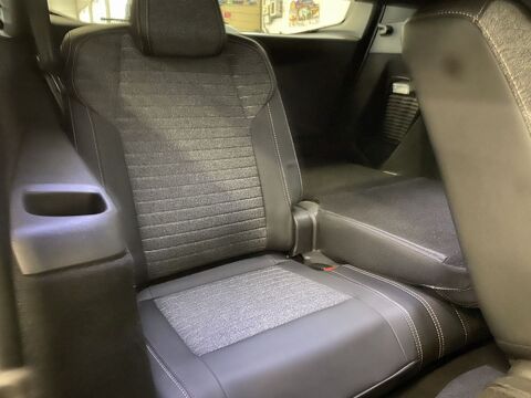 5008 1.2 HYBRID 145 E-DCS6 ALLURE 2025 occasion 38550 Saint-Maurice-l'Exil