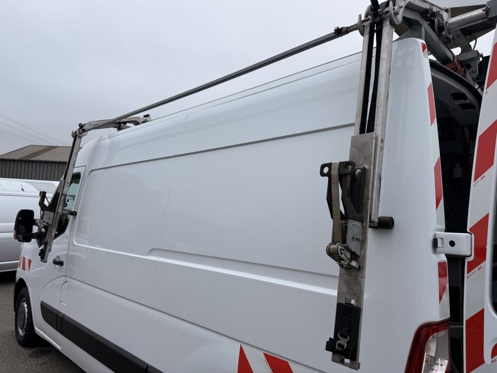 Jumpy FG Tr GCF F3500 L2H2 Energy dCi 150 2021 occasion 91580 &Eacute;tr&eacute;chy