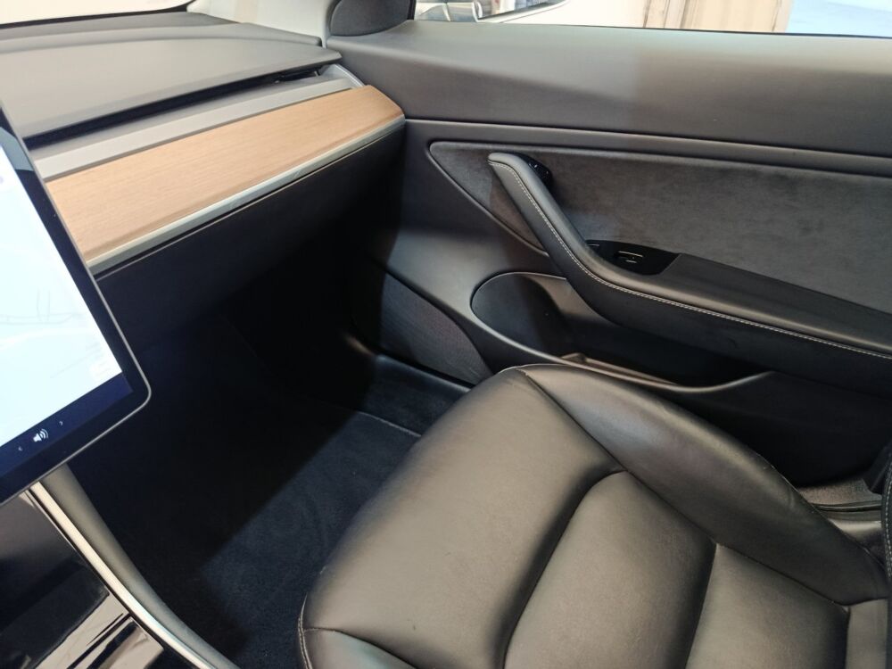 Model 3 Long Range Dual Motor AWD 2020 occasion 91580 &Eacute;tr&eacute;chy