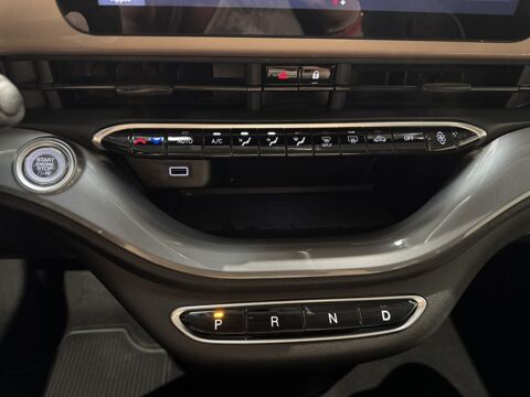 500 24kWh Pack Style 2023 occasion 76360 Barentin