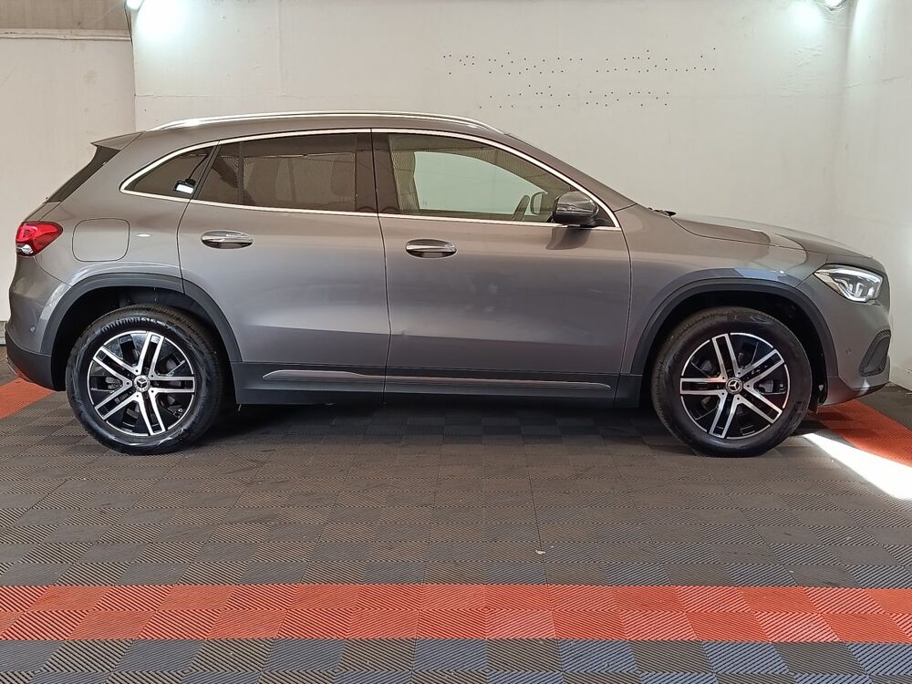 Classe GLA GLA 250 e Business Line DCT 2023 occasion 91580 &Eacute;tr&eacute;chy