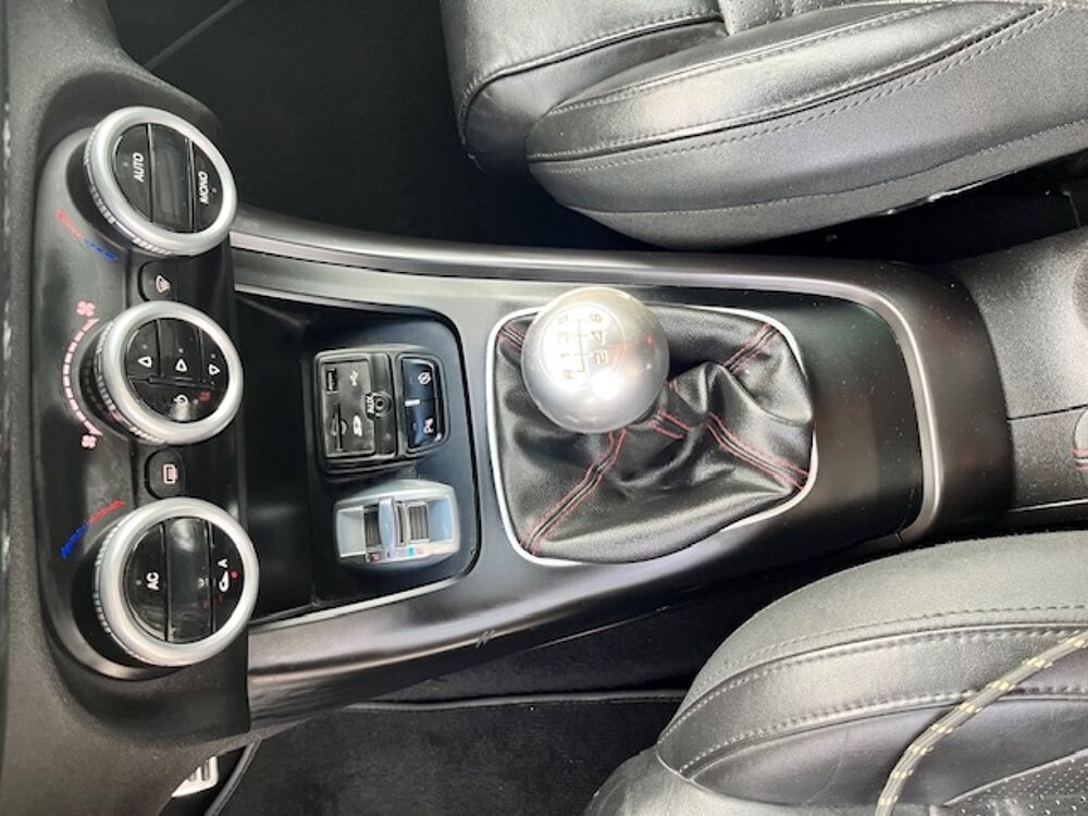 Giulietta 1.4 MultiAir 150ch S/S Lusso 5 portes (avril 2016) (co2 127 2016 occasion 47200 Saint-Pardoux-du-Breuil