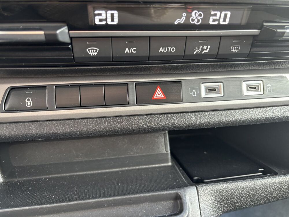 Spacetourer 2.0 BHDI 180 TAILLE XL BUSINESS AUTO 2024 occasion 69330 Meyzieu