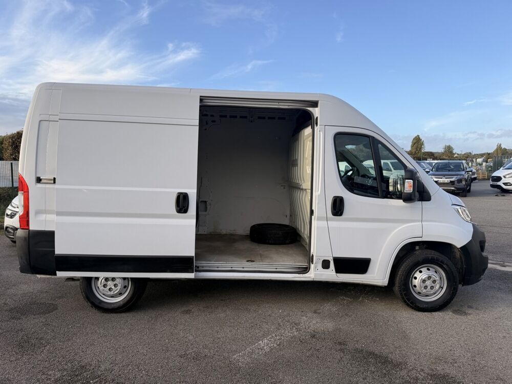 Jumpy 33 L2H2 BlueHDi 140 S&S BVM6 Driver 2022 occasion 91580 &Eacute;tr&eacute;chy