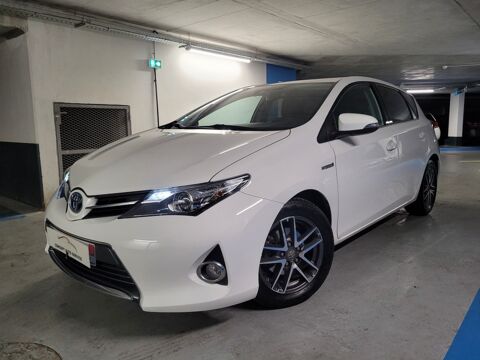 Toyota Auris Hybride 136h Feel 2015 occasion Aulnay-sous-Bois 93600