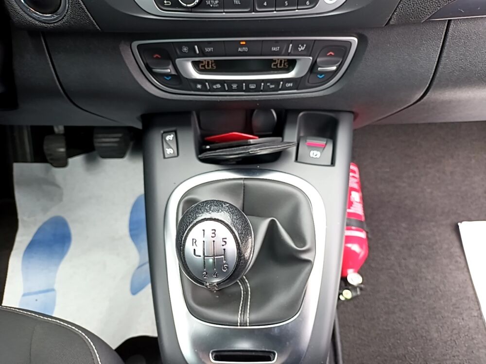 Sc&eacute;nic Business Energy dCi 130 eco2 2015 occasion 35210 Ch&acirc;tillon-en-Vendelais