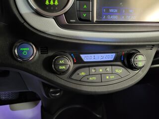 Yaris Hybrid 100h Style 2014 occasion 93600 Aulnay-sous-Bois