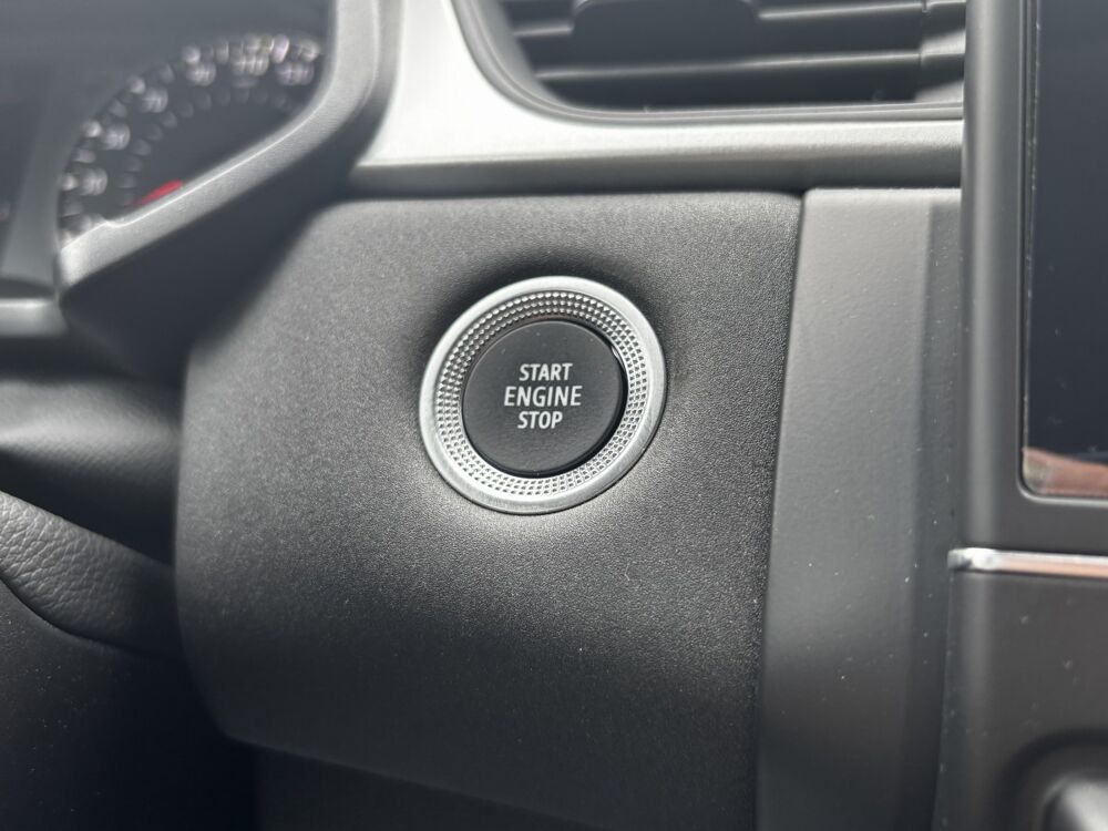 Captur Business Blue dCi 115 EDC DISTRIBUTION OK 2020 occasion 86440 Mign&eacute;-Auxances