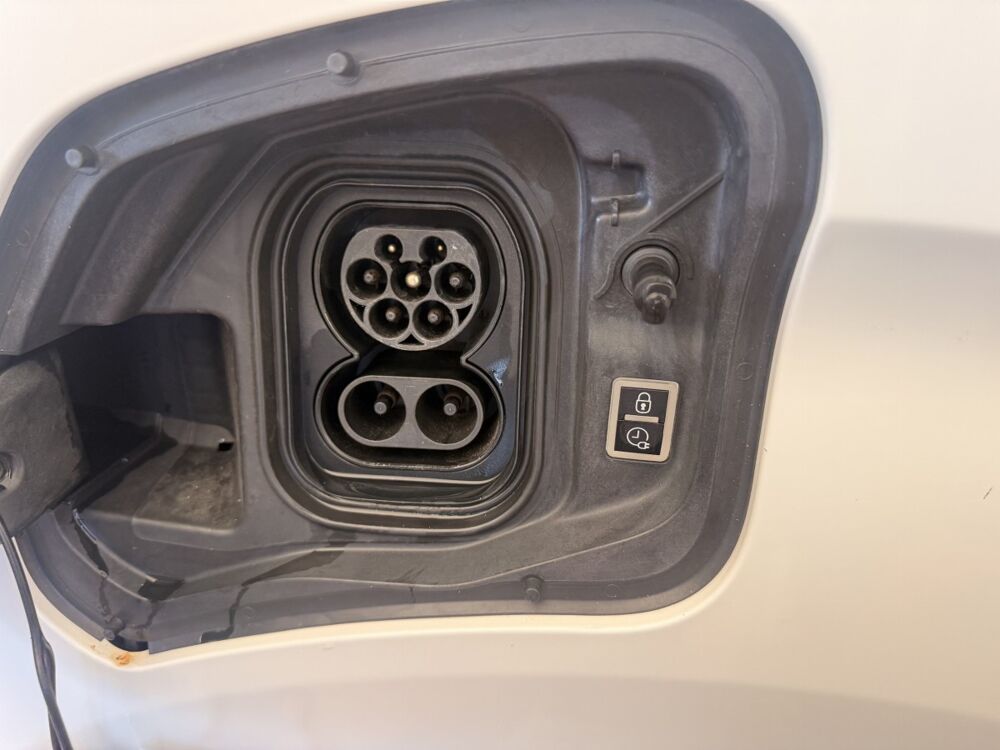 Jumpy Taille XS 100% &euml;lectric 50kWh Cityvan 2022 occasion 91580 &Eacute;tr&eacute;chy