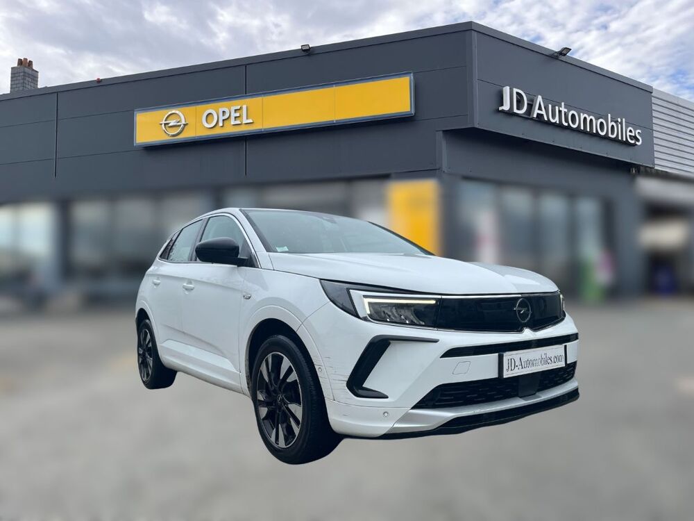 Grandland 1.5 Diesel 130 ch Auto DESIGN & TECH 2023 occasion 44150 Saint-G&eacute;r&eacute;on