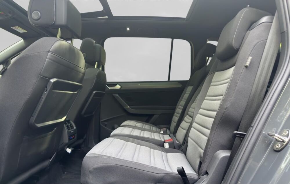 Touran 2.0 TDI R Line 7P 150 ch Pack Voyage Toit ouvrant Autres mod 2025 occasion 69007 Lyon