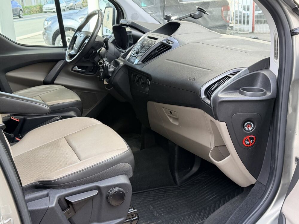 Jumpy 2.2 TDCI 155ch L2H1 double cabine 5 places 2014 occasion 53210 Soulg&eacute;-sur-Ouette