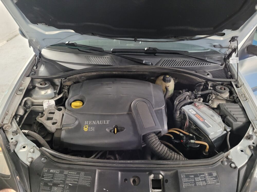 Clio Expression 1.5 dCi 65 2003 occasion 93600 Aulnay-sous-Bois