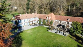  Proprit/chteau  vendre 13 pices 400 m