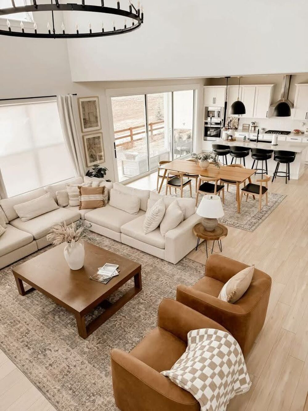 Maison neuve INDEPENDANTE avec jardin, terrasse & grand espace de stockage !