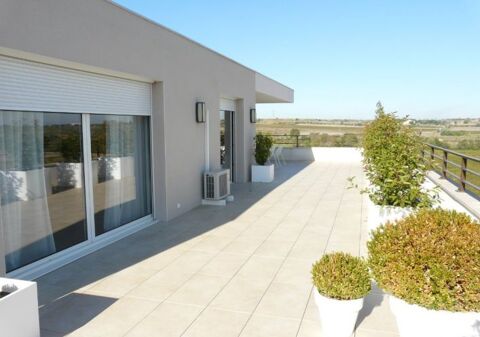   ULTRA RARE /ATTIQUE DOUBLE TERRASSE//AU CALME DANS PETITE COPRO/ORIENTE SUD/SUITE PARENTALE Appartement - 5 pi�ce(s) - 100 m�