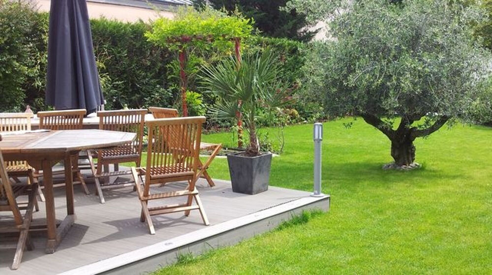 Vente Appartement FRAIS DE NOTAIRE OFFERT  Exceptionnel : T4 avec immense extérieur dans résidence intimiste a Frejus Frejus