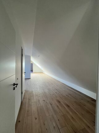 Appartement à vendre 5 pièces 107 m²