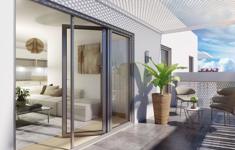 Vente Appartement NICE : IDEAL PREMIER ACHAT OU INVESTISSEUR : GRAND STUDIO DE 40M� AVEC BALCON Nice