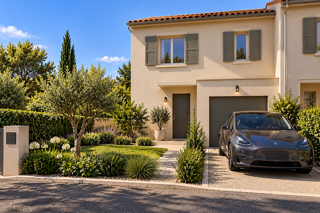 Vente Maison Villa T5 AVEC GRAND JARDIN ET GARAGE, AU CALME ET PROCHE DE TOUT Salon-de-provence