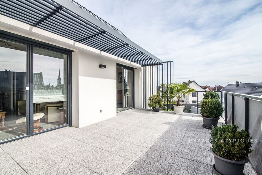 RETOUR à la VENTE ! NEUF et LIVRÉ ! DERNIER ETAGE avec Grande TERRASSE.