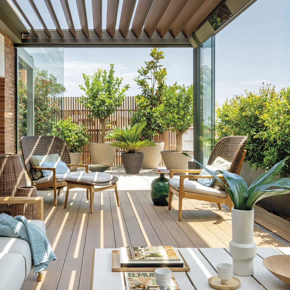 DANS UN ILOT DE VERDURE - BEAU T3 AVEC BELLE TERRASSE A PUGET SUR ARGENS