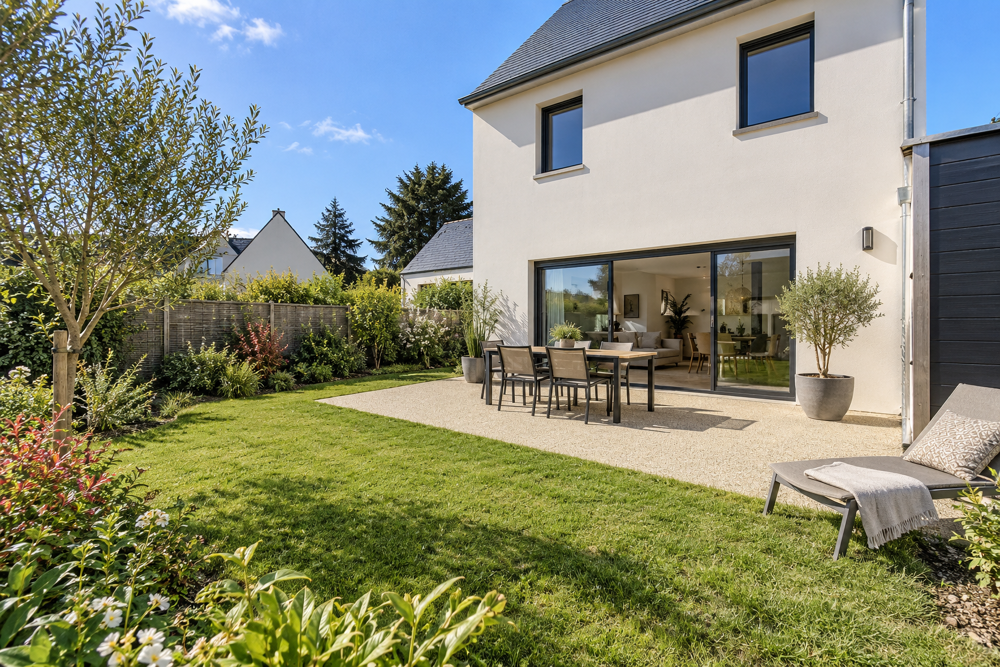 MAISON T4 DE 87 M² AVEC BUREAU, TERRASSE SUD DE 16 M² ET GARAGE
