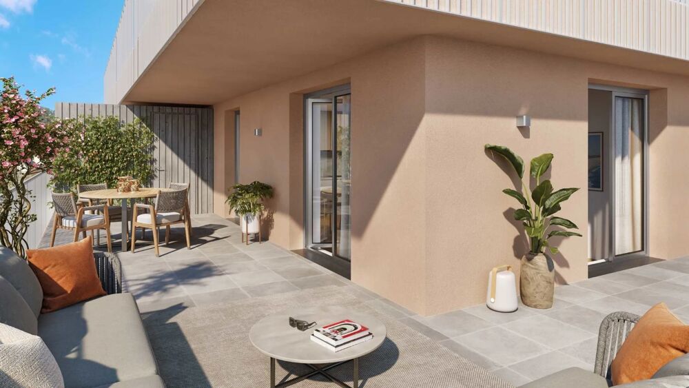 GOLFE JUAN-TYPE 3 PIECES DE 65M² AVEC TERRASSE DANS BELLE RESIDENCE AVEC PISCINE - 5 MIN A PIED DES