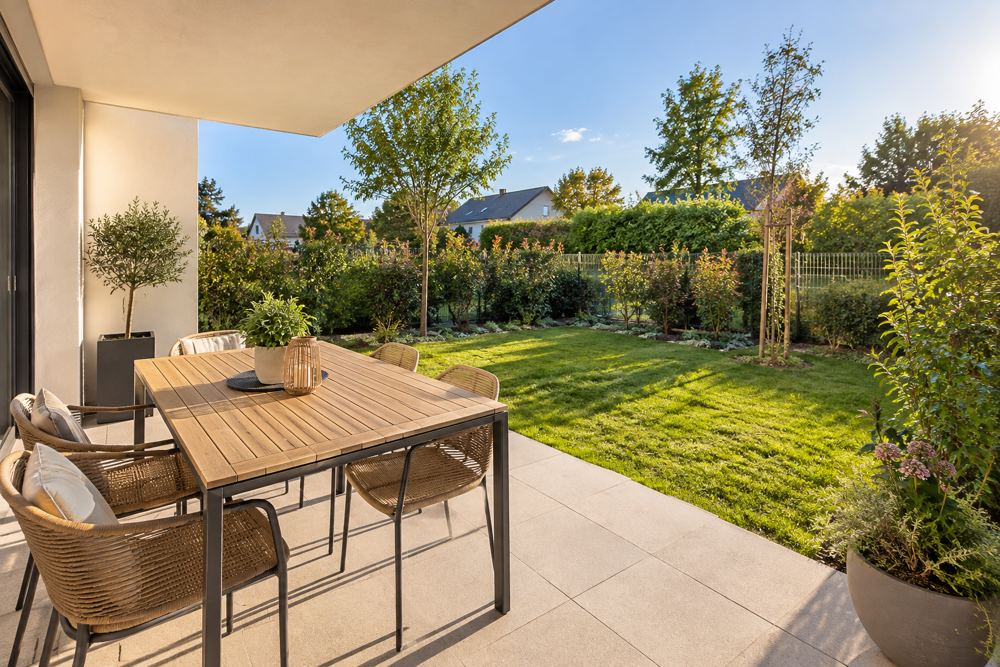 T4 DE 89 M² EN REZ-DE-JARDIN AVEC JARDIN, TERRASSE ET 2 STATIONNEMENTS