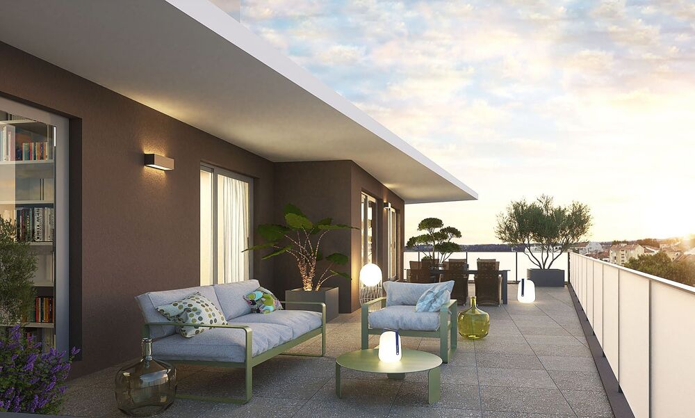 Vente Appartement .DERNIER ETAGE VUE MER EN ATTIQUE - GRAND T5 135M² AVEC DEUX BELLES TERRASSES - PROCHE MER ET COMMOD Antibes