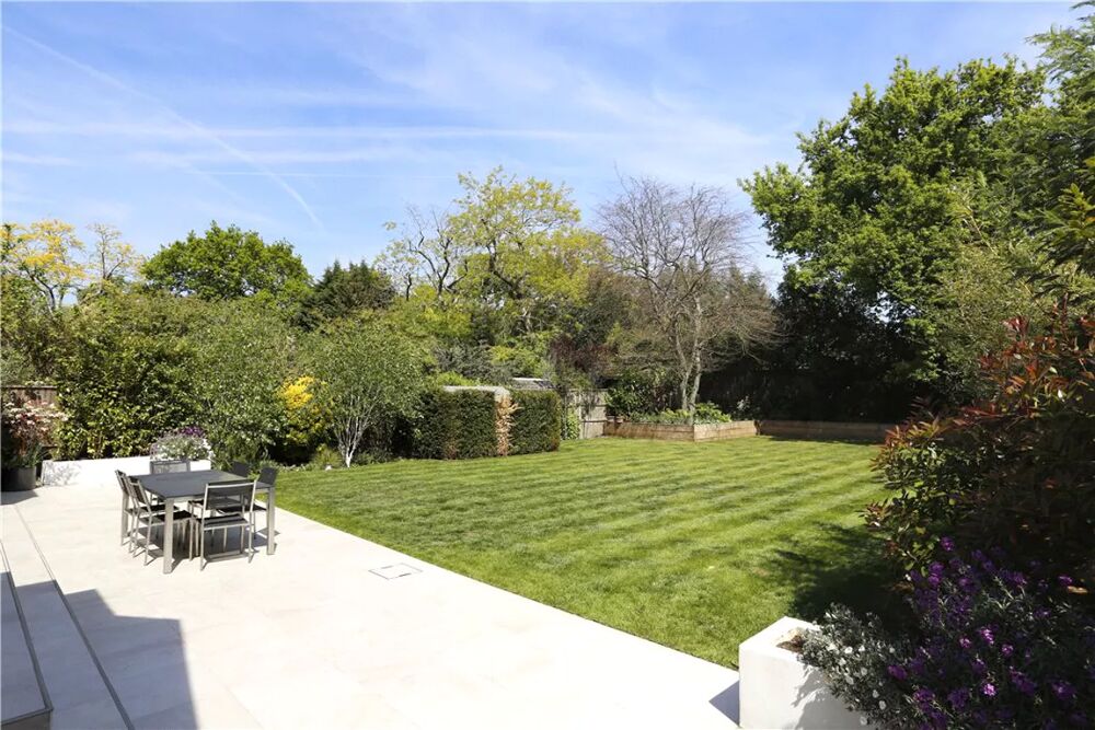T2 PETIT PRIX! 80m² D'EXTERIEUR AVEC JARDIN EXPO SUD-EST | PETITE RESIDENCE AU CALME!