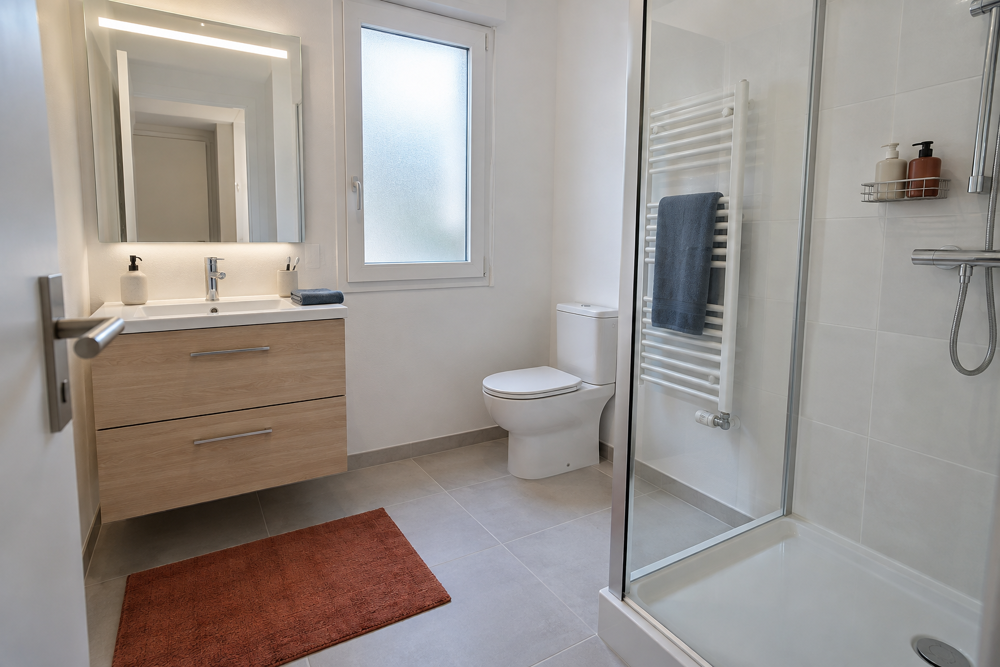 Vente Appartement -- GRAND STUDIO AVEC ESPACE NUIT ET TERRASSE – MÉTRO 14 Orly