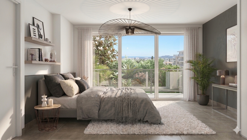 ANTIBES: LUMINEUX TOIT TERRASSE 5 PIECES DANS UN ECRIN DE VERDURE