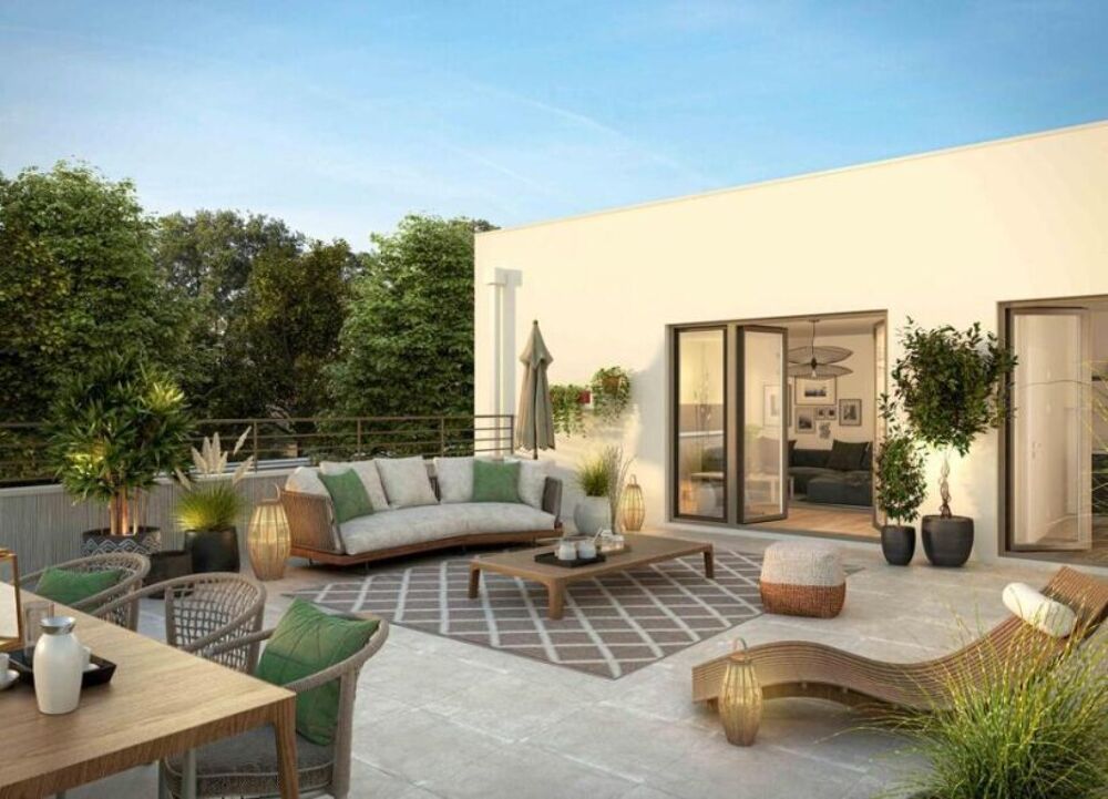 IMMENSE T4 au DERNIER ETAGE avec 73 m2 de TERRASSE !!! au Coeur du Village !