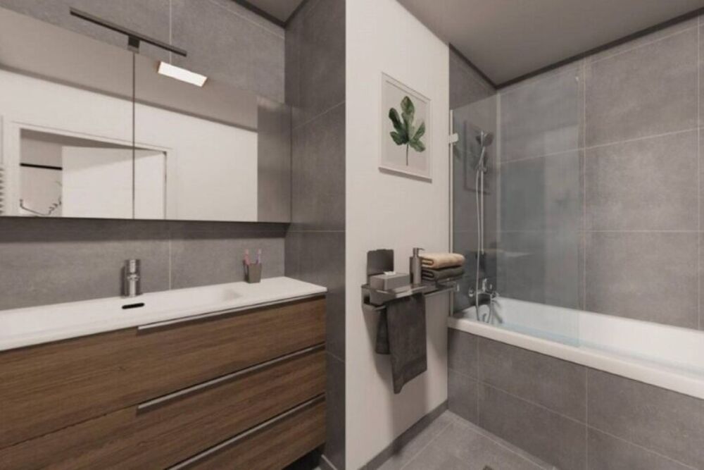 Vente Appartement Proche Tramway et Commerces ! Appartement en étage PETITE RUE AU CALME ! Decines charpieu