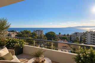 Vente Appartement VISITABLE IMMEDIATEMENT, T2 40M² VUE MER, ANTIBES PROCHE CENTRE, TERRASSE 10M², NORMES RE 2020 Antibes